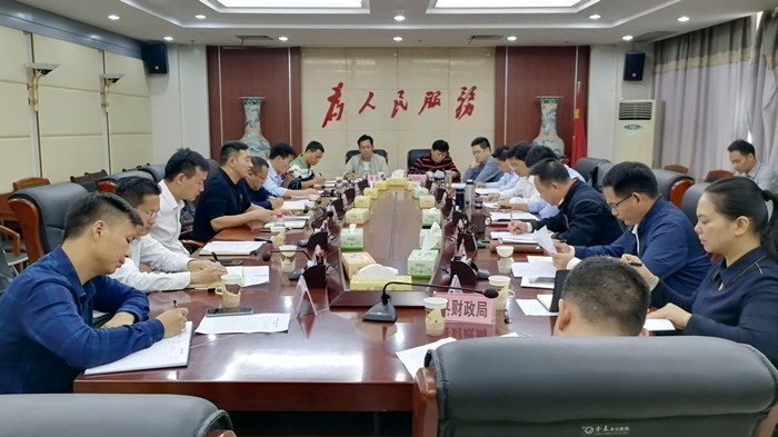 bevictor伟德集团赴鹿寨县汇报对接工作